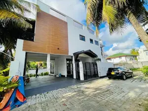 5 Bedroom House for Sale – Pirivena Road, Mount Lavinia