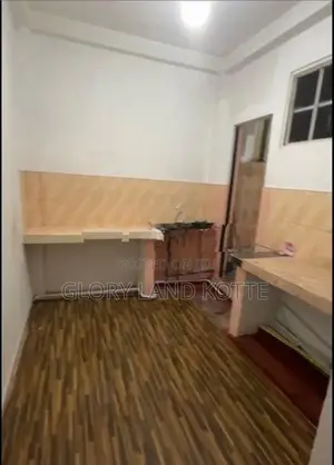 First Floor House for Rent in Pitakotte