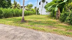 Kadawatha Ganemulla Road Residential Land for Sale