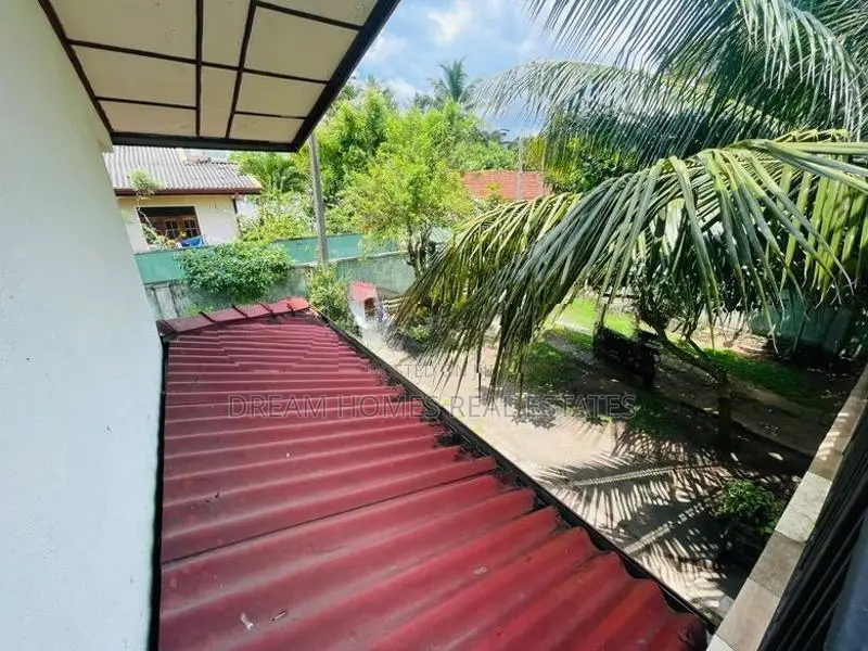 Spacious 4-Bedroom House For Sale In Makola South Kiribathgoda
