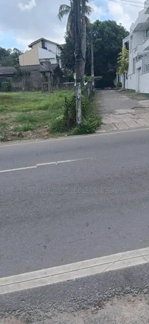 42.2 Perch Commercial Land for Sale – Battaramulla, Koswatta Junction