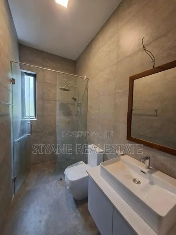 Luxury New House for Sale in Battaramulla