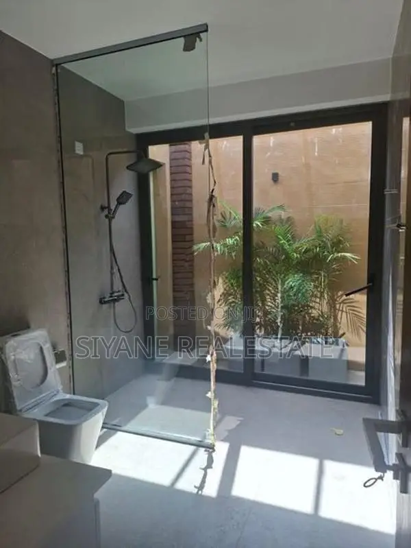 Luxury New House for Sale in Battaramulla
