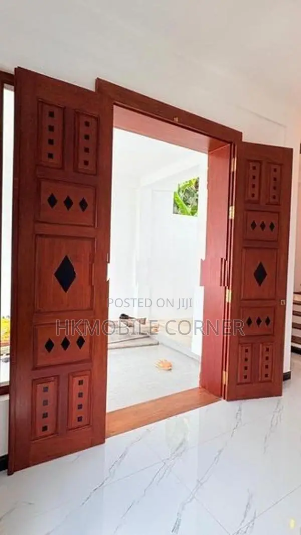 5-Bedroom House For Sale – Arawwala, Pannipitiya