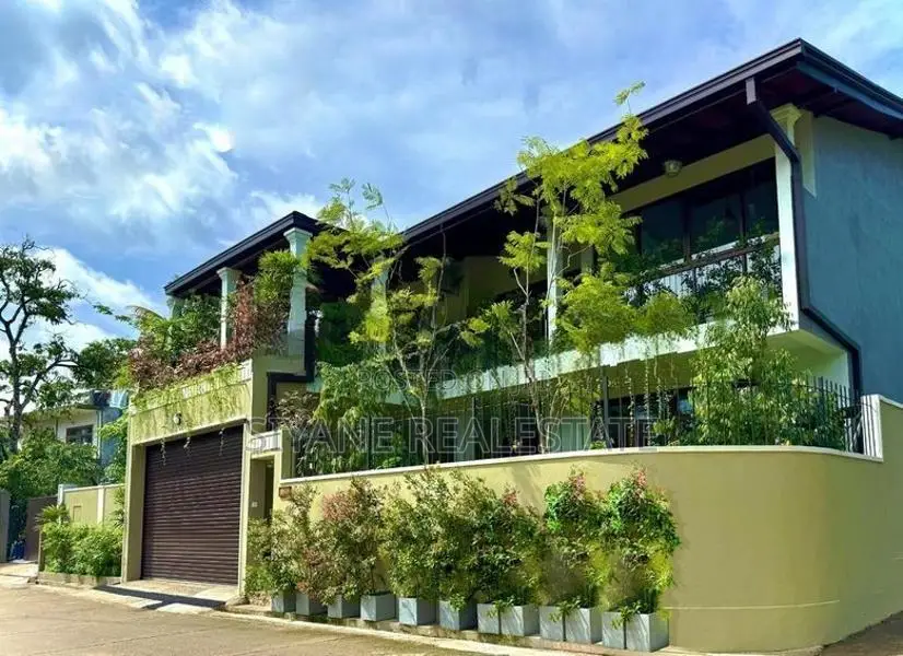 Luxury New House for Sale in Battaramulla