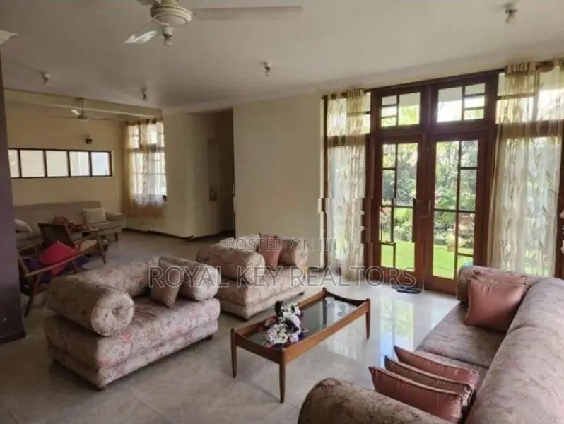 04 Bedroom - Semi-Furnished House For Sale In Nawala