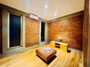 Elegant Modern Home with Diyawanna Views – Rajagiriya