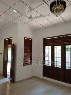 Newly Built House Rent in Gampaha, Udugampola