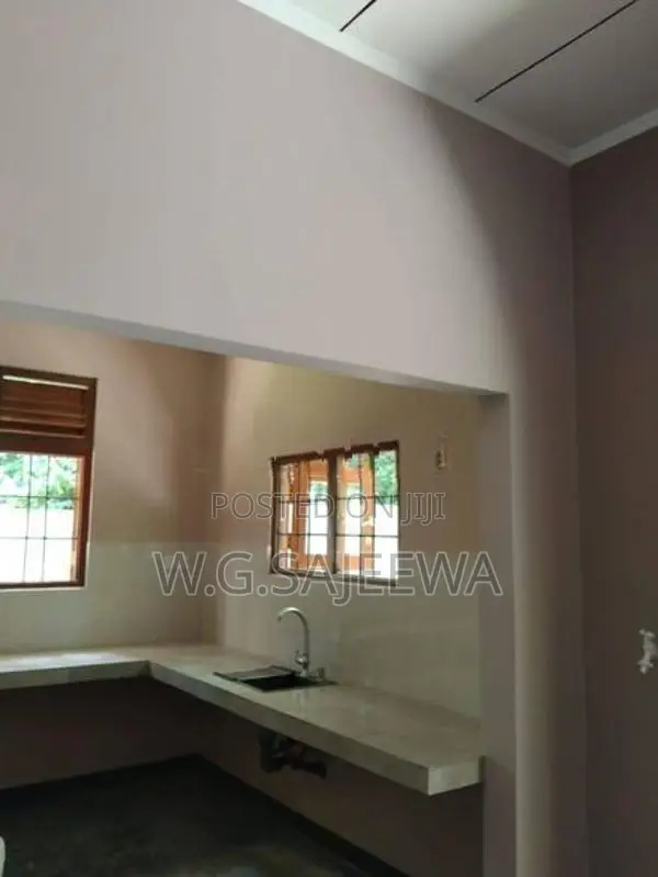 Newly Built House Rent in Gampaha, Udugampola