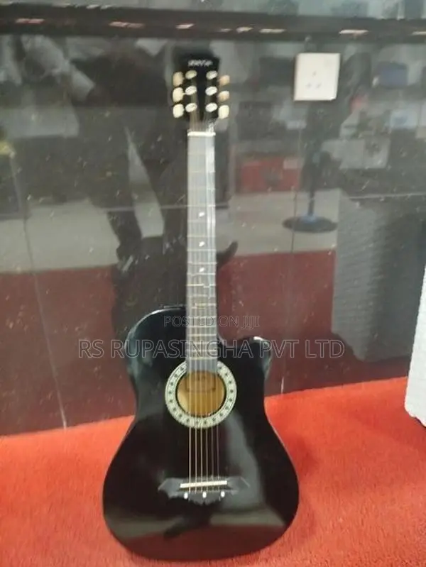 Box Guitar