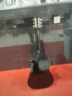 Box Guitar