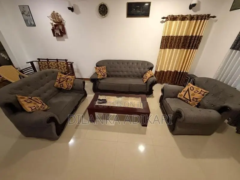 Singer Sofa Set with Coffee Table