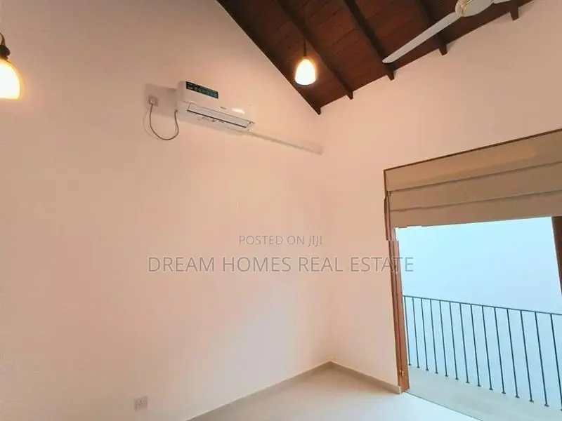 Luxury Architectural House for Sale – Piliyandala