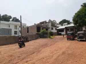 Land 45 P With House In Panadura Town
