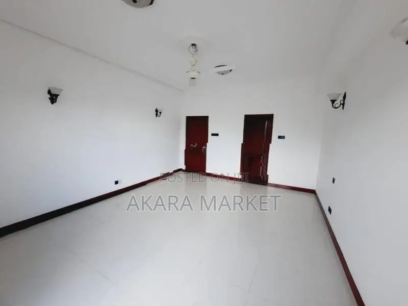 Spathodea Residencies - Furnished Apartment For Sale A11880 In Colombo