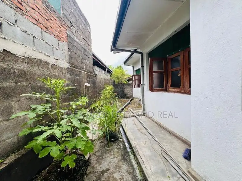 (SDS-628) High Residential Area Single Storey House for Sale in Moratu