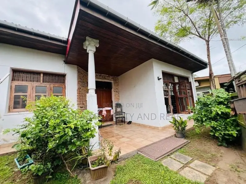 (SDS-628) High Residential Area Single Storey House for Sale in Moratu