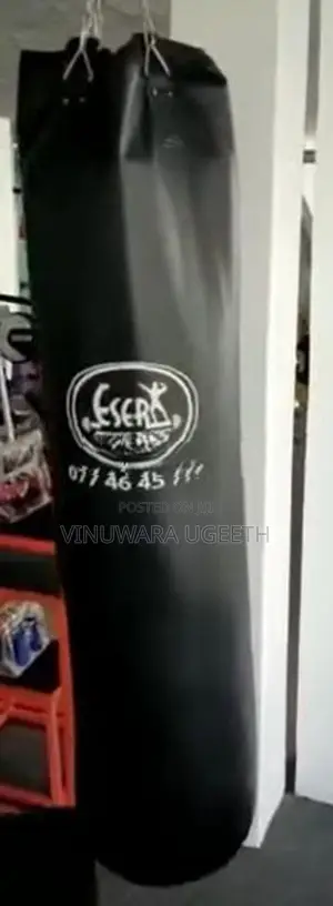 Eser Fitness Big Bosa 40KG / 4FT Punching Bag
