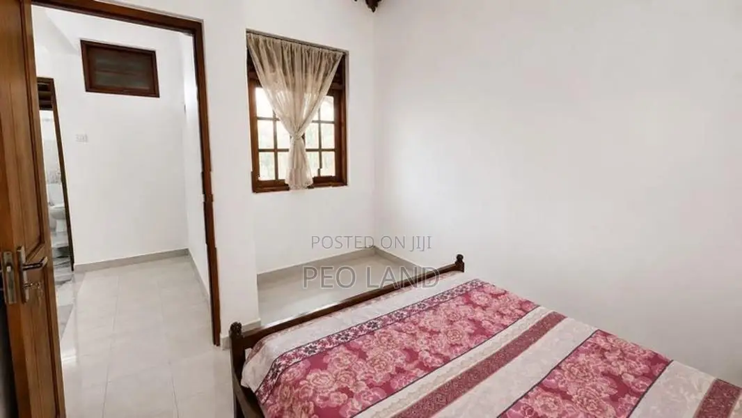(HH360) Two Storey House for Sale in Gonawala, Kelaniya