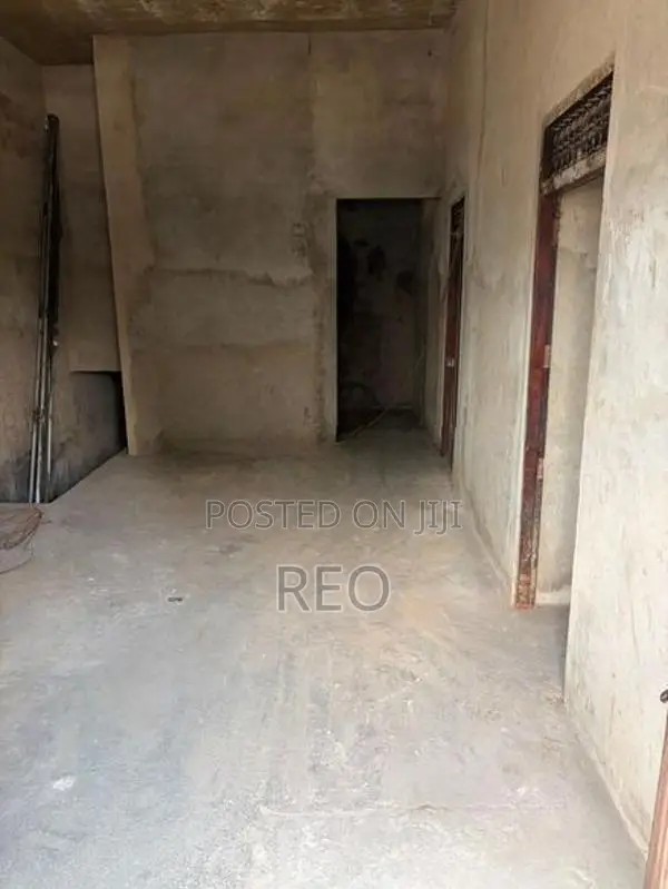 Commercial Building for Sale Peliyagoda