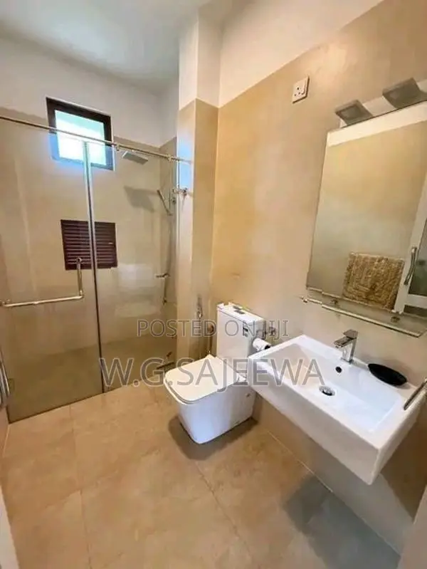 Luxury Fully Furnished House rent in Seeduwa (Office Staff/Accommodati