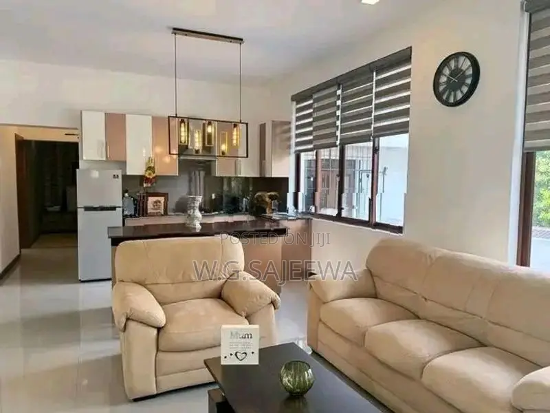 Luxury Fully Furnished House rent in Seeduwa (Office Staff/Accommodati