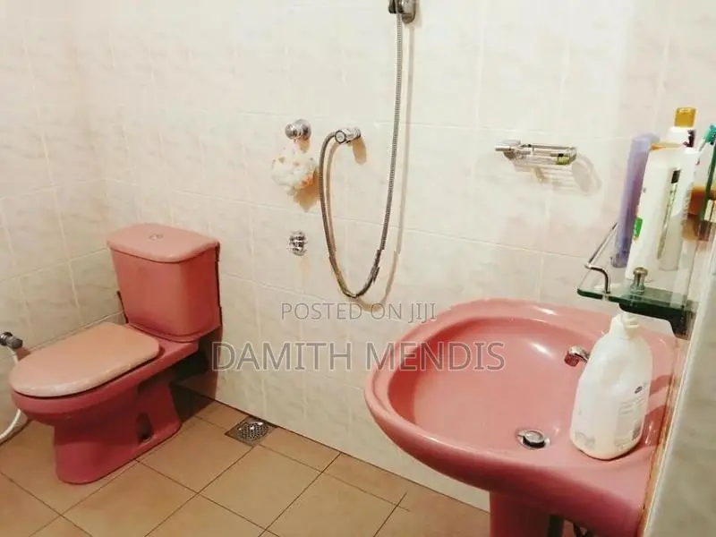 Room for Ladies in Battaramulla