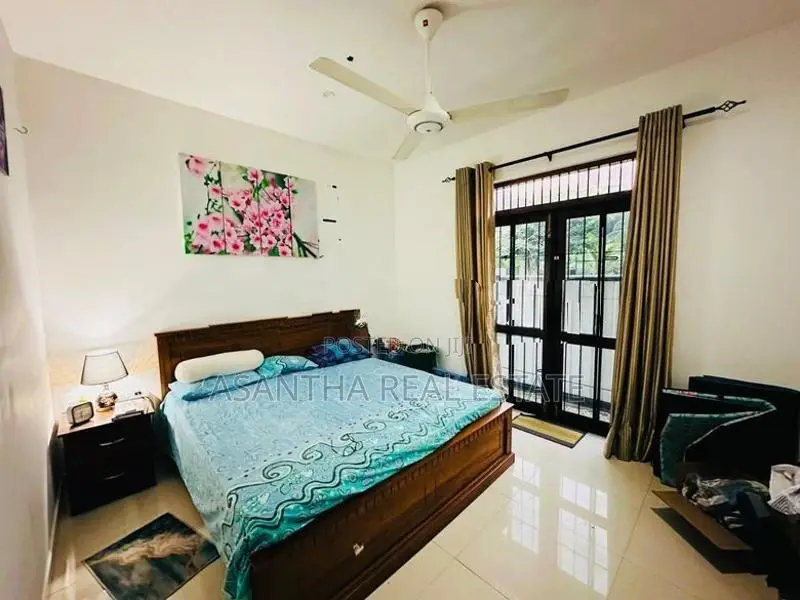 (AFA592) 02 Story House for sale in Temple Road Maharagama