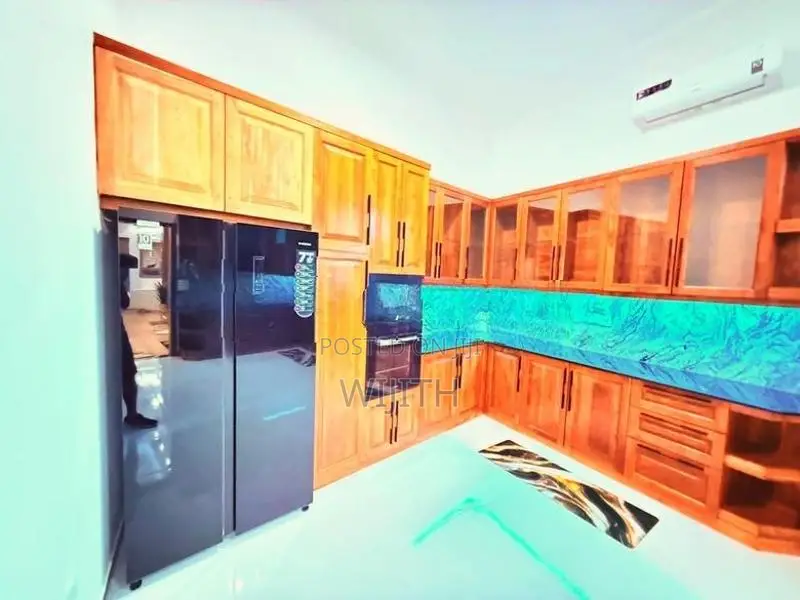 Beautiful Three Storey House for Sale in Battaramulla Palawatthe