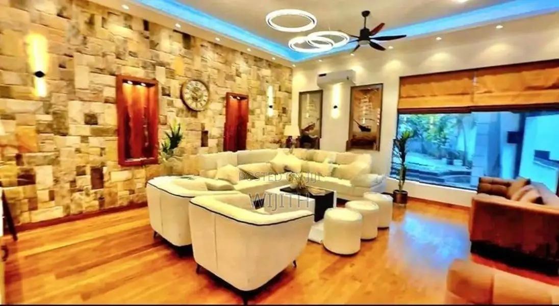 Beautiful Three Storey House for Sale in Battaramulla Palawatthe