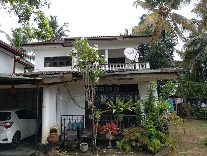 JA-ELA : 5-BEDROOM (18-PERCH) HOUSE FOR SALE