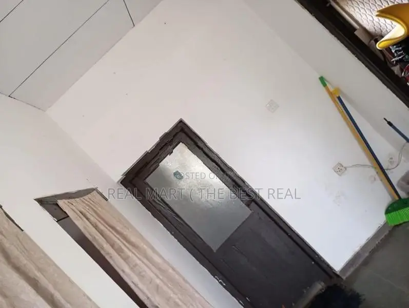 JA-ELA : 5-BEDROOM (18-PERCH) HOUSE FOR SALE