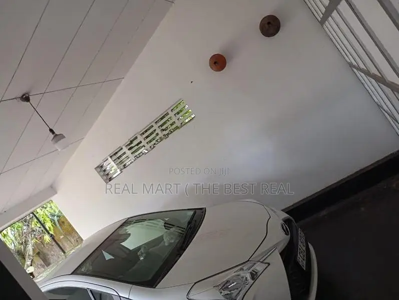 JA-ELA : 5-BEDROOM (18-PERCH) HOUSE FOR SALE