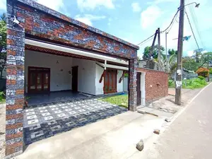 Brand-New House in Batuwandara Junc - Jamburaliya Rd Piliyandala