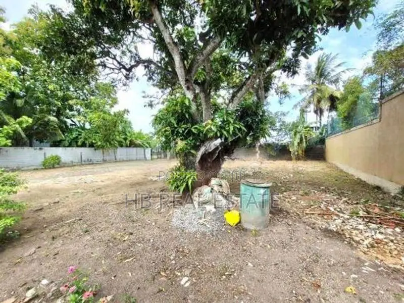 20 Perches Residential Bare Land For Sale Rajagiriya