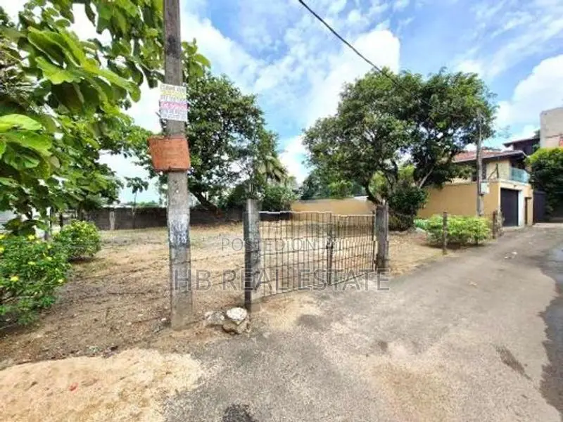 20 Perches Residential Bare Land For Sale Rajagiriya