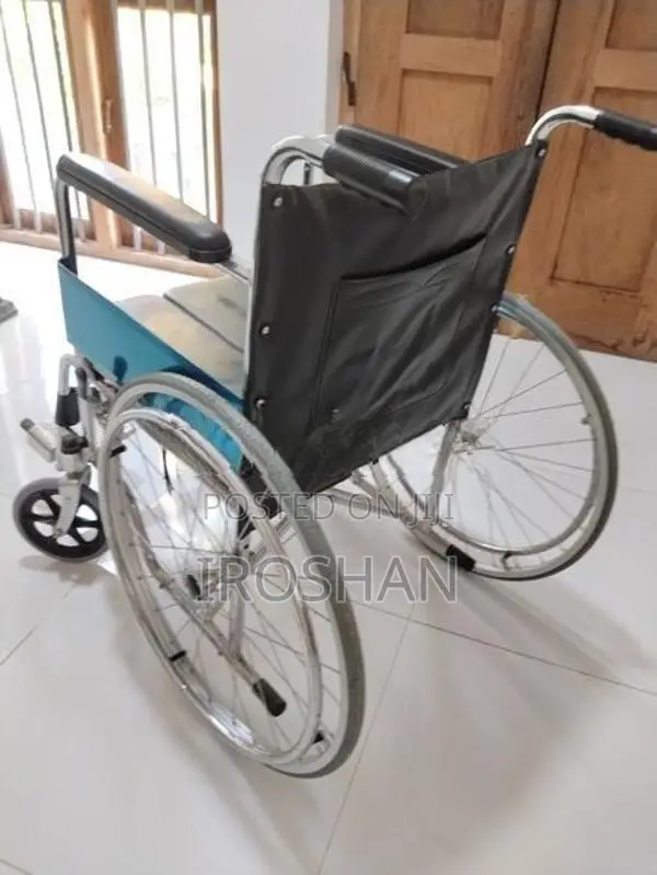 Commode Wheelchair
