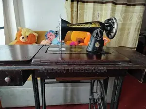 Singer Sewing Machine