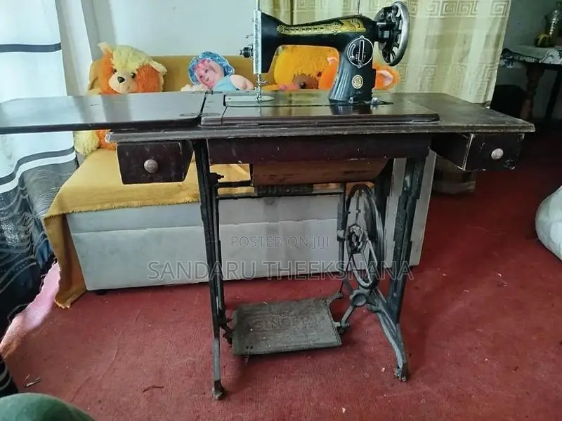 Singer Sewing Machine
