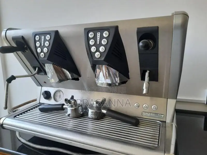 Espresso Machine With Grinder