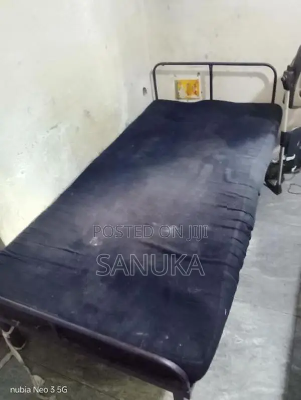 Steel Single Bed With The Mattress