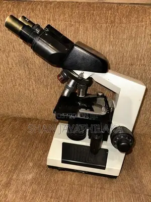 Microscope