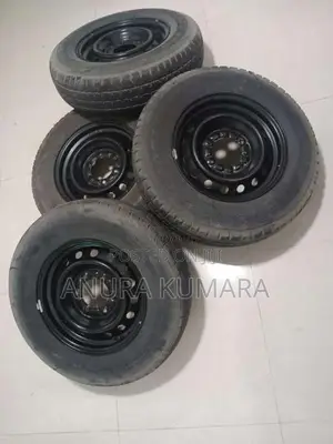 KDH van Tyre set with Rims for Van