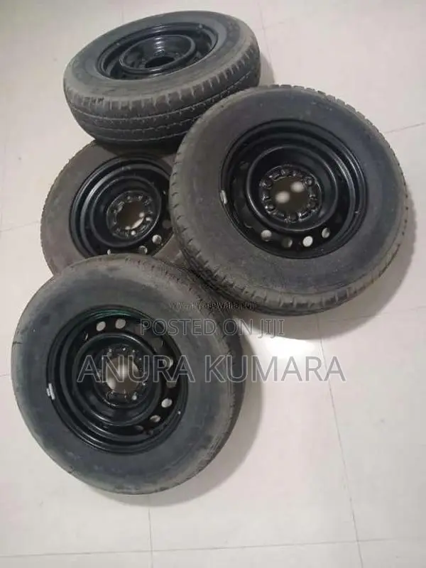 KDH van Tyre set with Rims for Van