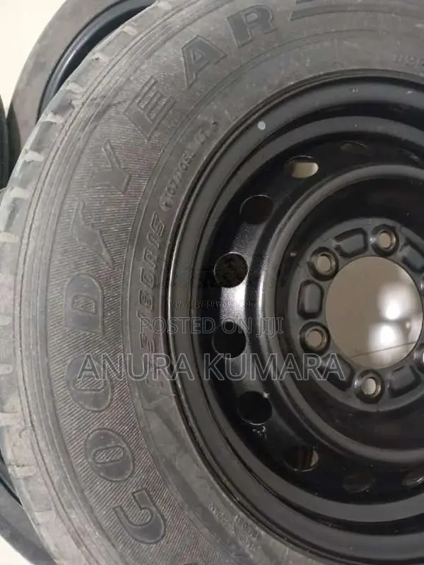 KDH van Tyre set with Rims for Van