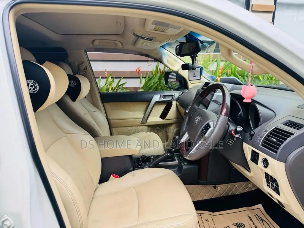 Toyota Prado 2015 SUV (Used)