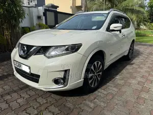 Nissan X-Trail Mode Premier 2016 SUV (Used)