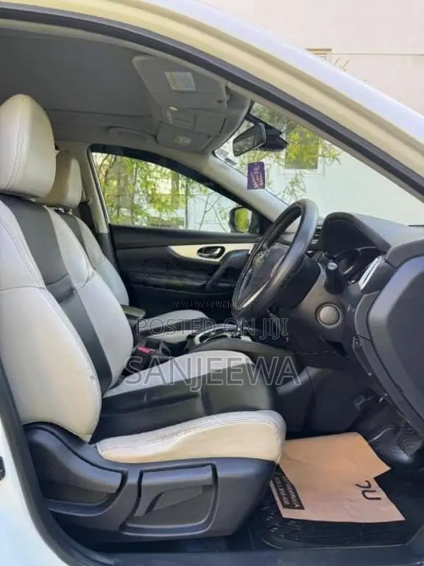 Nissan X-Trail Mode Premier 2016 SUV (Used)