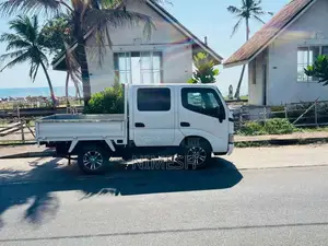 Toyota Toyoace 2006 Crew Cab (Used)