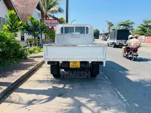 Toyota Toyoace 2006 Crew Cab (Used)